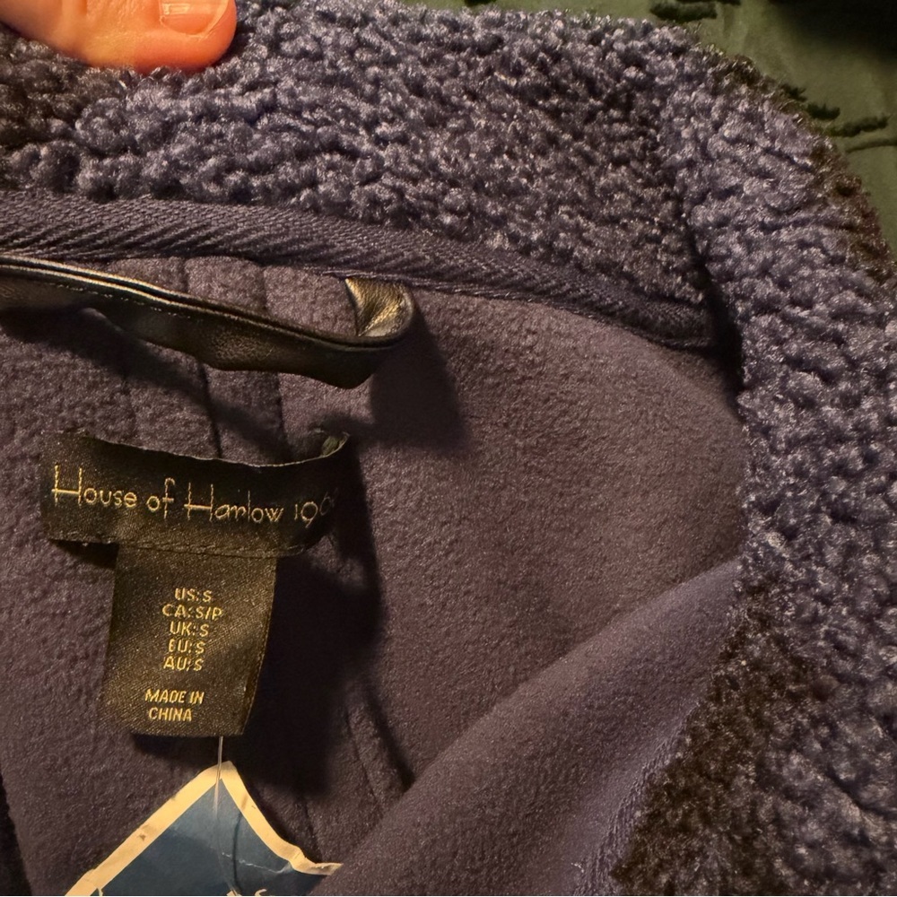 House of Harlow 1960 Navy “Pasture” Horse Fleece Jacket Small NWT - Picture 4 of 5